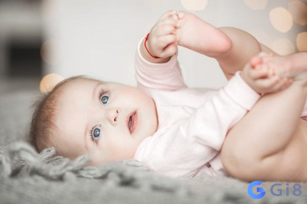 Giấc mơ thấy bé sơ sinh báo hiệu nhiều điều tốt lành trong cuộc sống Giải mã giấc mơ thấy em bé sơ sinh dự báo điều gì?