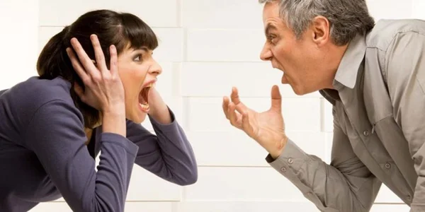 Ý nghĩa giấc mơ thấy bố mẹ cãi nhau Ý nghĩa giấc mơ thấy bố mẹ cãi nhau