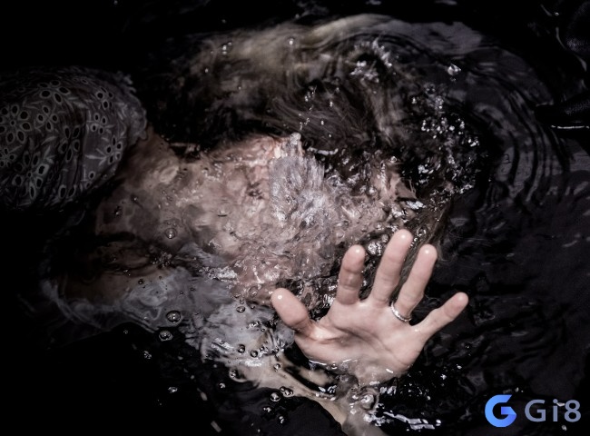 Giải mã giấc mơ thấy người chết đuối mơ người chết đánh số gì