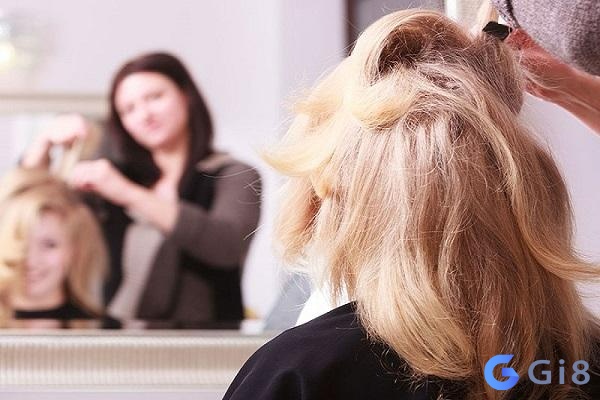 Mơ thấy cắt tóc chứa đựng nhiều điềm báo trong tương lai Mơ thấy cắt tóc chứa đựng nhiều điềm báo trong tương lai