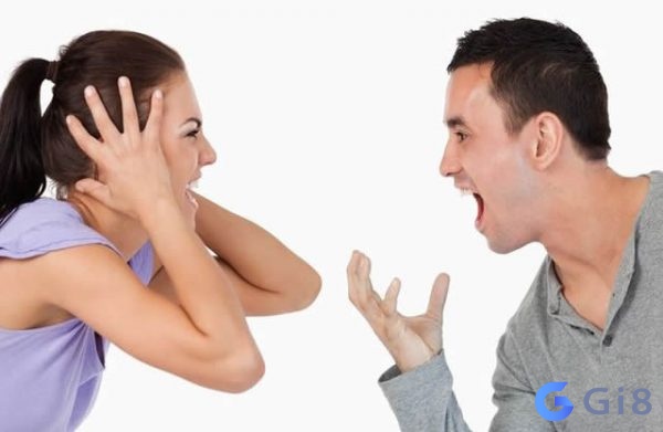 Mơ hai vợ chồng đánh nhau mang đến điềm báo về tình cảm gia đình Mơ hai vợ chồng đánh nhau mang đến điềm báo về tình cảm gia đình