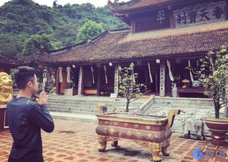 Mộng thấy đền chùa đánh con gì trúng lớn Mộng thấy đền chùa đánh con gì trúng lớn