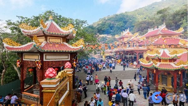 Mộng thấy đi vào đền chùa thắp hương Mộng thấy đi vào đền chùa thắp hương