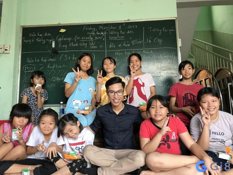 Người mệnh Tuyền Trung thủy thường rất thích giúp đỡ người khác Người mệnh Tuyền Trung thủy thường rất thích giúp đỡ người khác