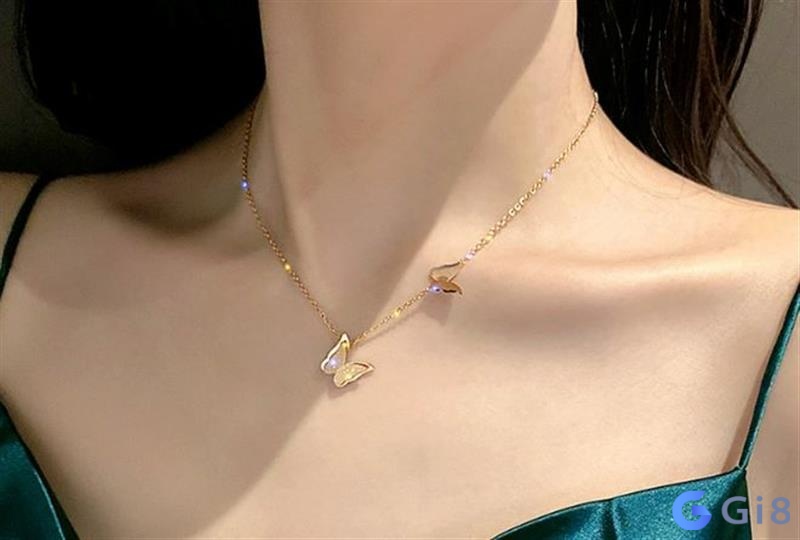 Nằm mơ thấy người lạ đeo dây chuyền vàng là điềm báo tốt lành Nằm mơ thấy người lạ đeo dây chuyền vàng là điềm báo tốt lành