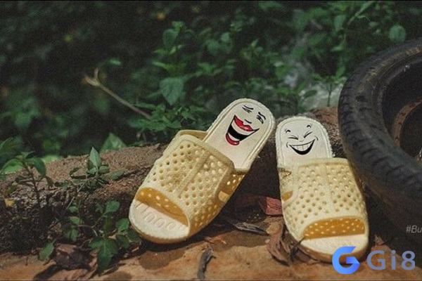 Chiêm bao thấy dép chứa đựng nhiều ý nghĩa khác nhau Chiêm bao thấy dép chứa đựng nhiều ý nghĩa khác nhau