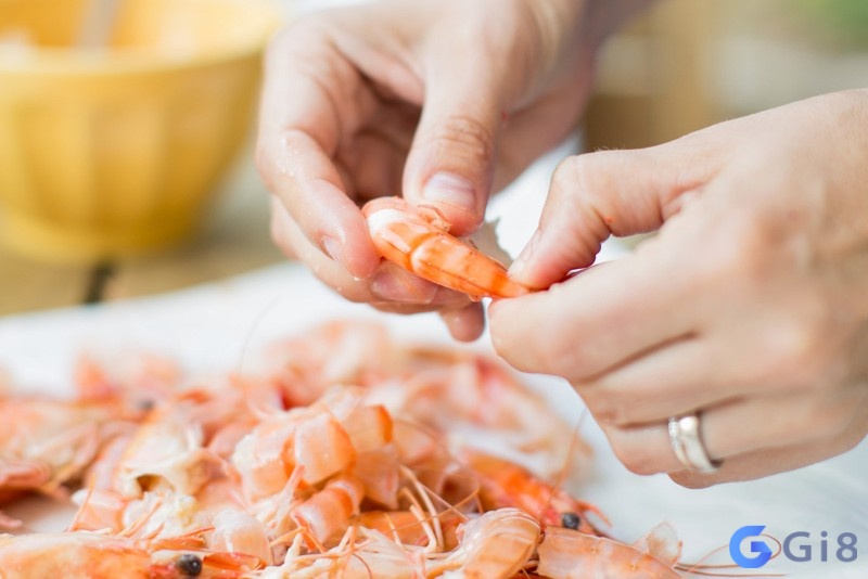 Ngủ thấy ăn tôm cho biết sắp tới bạn sẽ đảm nhiệm một trọng trách lớn Ngủ thấy ăn tôm cho biết sắp tới bạn sẽ đảm nhiệm một trọng trách lớn