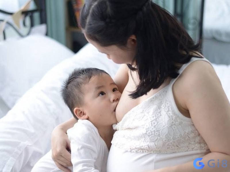 Chiêm bao thấy em bé hàng xóm đang bú mẹ cho thấy bạn là người hoà đồng với mọi người Chiêm bao thấy em bé hàng xóm đang bú mẹ cho thấy bạn là người hoà đồng với mọi người