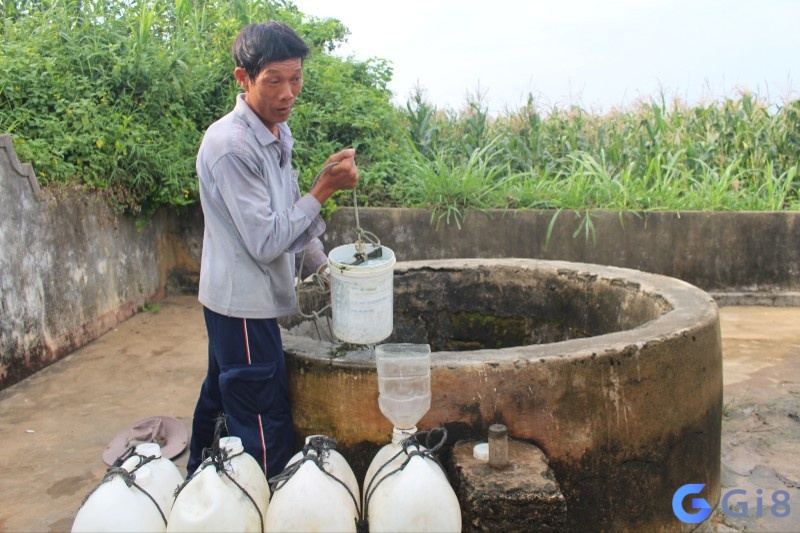 Giếng nước ngày xưa có ý nghĩa quan trọng nhưng ngày nay không còn nhiều Giếng nước ngày xưa có ý nghĩa quan trọng nhưng ngày nay không còn nhiều