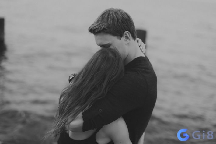 Câu hỏi: “Mơ thấy mình ôm gái đánh con gì” được Gi88 giải đáp cực chuẩn xác Câu hỏi: “Mơ thấy mình ôm gái đánh con gì” được Gi88 giải đáp cực chuẩn xác