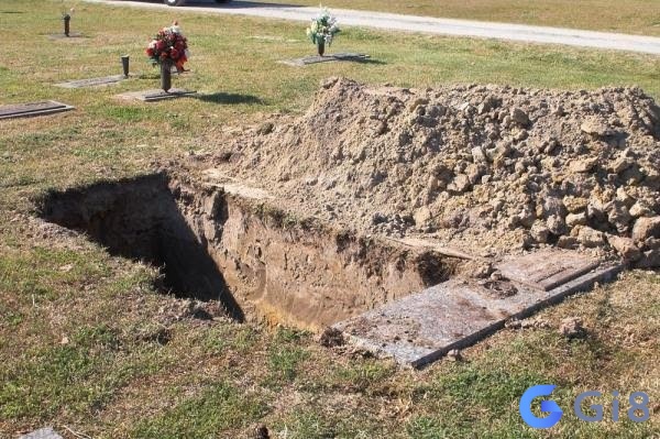 Mộng thấy mồ mả của gia đình bị đào bới là điềm báo không may đến bạn và gia đình Mộng thấy mồ mả của gia đình bị đào bới là điềm báo không may đến bạn và gia đình