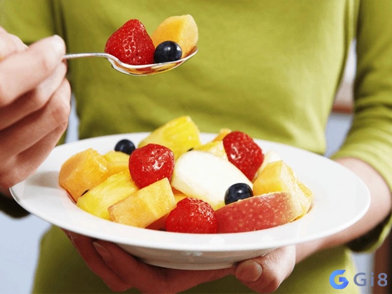 Ngủ mơ thấy đang ăn trái cây biểu hiện cho sự giàu có, thịnh vượng Ngủ mơ thấy đang ăn trái cây biểu hiện cho sự giàu có, thịnh vượng