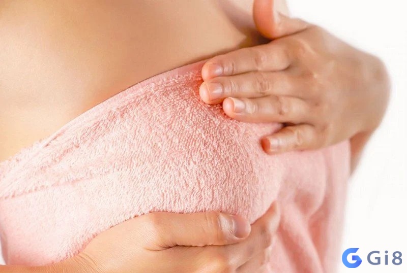 Mơ thấy mình tự sờ cặp vú của mình – khá lạ lùng Mơ thấy vú của mình - khá lạ lùng