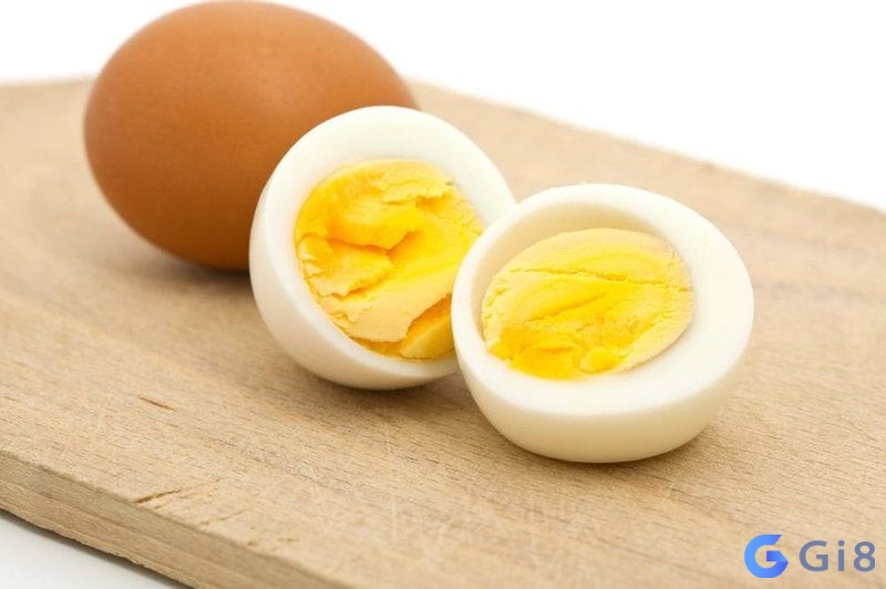 Chiêm bao thấy luộc trứng gà báo hiệu về con đường tài lộc đang mở ra Chiêm bao thấy luộc trứng gà báo hiệu về con đường tài lộc đang mở ra