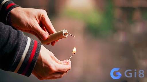Mơ thấy mình đốt pháo – có nhiều loại giấc mơ và con số may mắn lắm Mơ thấy pháo nổ cũng có nhiều loại giấc mơ và con số may mắn lắm