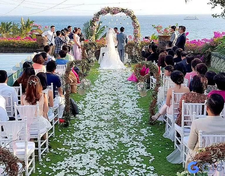 Ngủ mơ thấy chuẩn bị đám cưới tượng trưng cho sự gắn kết và sự quan tâm giữa bạn bè với nhau Ngủ mơ thấy chuẩn bị đám cưới tượng trưng cho sự gắn kết và sự quan tâm giữa bạn bè với nhau