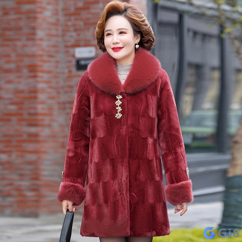 Mơ thấy bản thân mặc quần áo quý phái là điềm báo cho thấy bạn sắp có cơ hội thăng quan tiến chức Mơ thấy bản thân mặc quần áo quý phái là điềm báo cho thấy bạn sắp có cơ hội thăng quan tiến chức