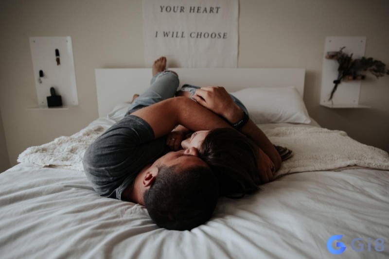 Mơ thấy quan hệ tình dục với người lạ phản ánh sự thiếu hài lòng và muốn thay đổi Mơ thấy quan hệ tình dục với người lạ phản ánh sự thiếu hài lòng và muốn thay đổi