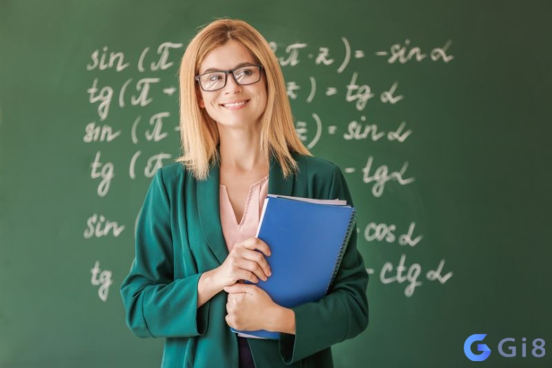 Mơ thấy cô giáo đang giảng bài phản ánh mong muốn học hỏi và phát triển bản thân Mơ thấy cô giáo đang giảng bài phản ánh mong muốn học hỏi và phát triển bản thân