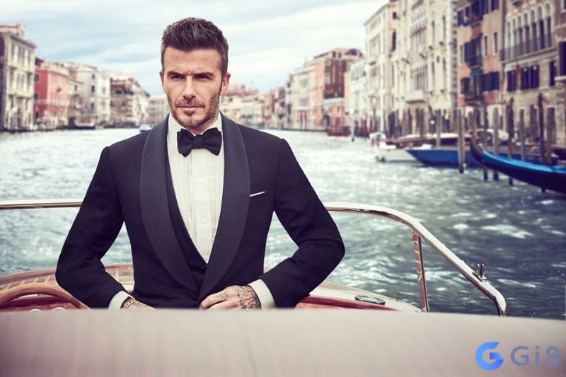 Mơ thấy nam thần tượng (ví dụ như Beckham) là điềm báo tìm được người thương, nhớ để ý tìm hiểu xem nằm mơ thấy đàn ông đánh đề con gì nhé Mơ thấy nam thần tượng báo sớm tìm được người thương, nhớ để ý tìm hiểu xem nằm mơ thấy đàn ông đánh đề con gì nhé