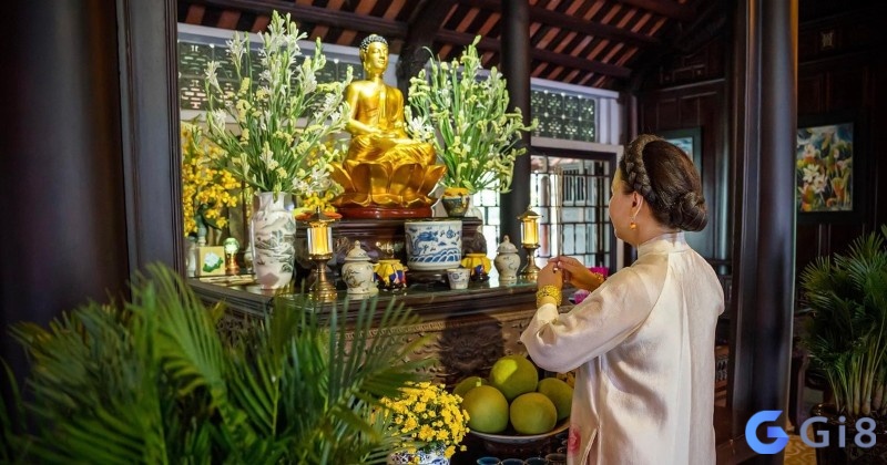 Mơ thấy bạn cầu nguyện trước bàn thờ Phật thể hiện sự khao khát bình an của bạn Mơ thấy bạn cầu nguyện trước bàn thờ Phật thể hiện sự khao khát bình an của bạn