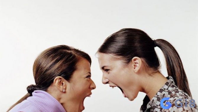 Cãi nhau lớn tiếng với bạn thân biểu thị sự dồn nén cảm xúc hoặc những mâu thuẫn chưa được giải quyết Cãi nhau lớn tiếng với bạn thân biểu thị sự dồn nén cảm xúc hoặc những mâu thuẫn chưa được giải quyết