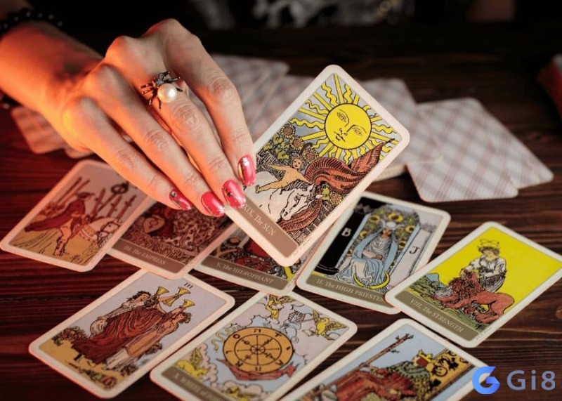 Mơ thấy bói với bài tarot ám chỉ rằng bạn đang muốn hiểu hơn về mình Mơ thấy bói với bài tarot ám chỉ rằng bạn đang muốn hiểu hơn về mình