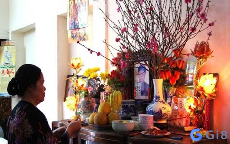 Mơ thấy người khác thắp hương cho tổ tiên là điềm bạn đang tìm kiếm sự bảo vệ, hỗ trợ Mơ thấy người khác thắp hương cho tổ tiên là điềm bạn đang tìm kiếm sự bảo vệ, hỗ trợ