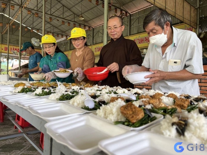 Mơ thấy vào chùa ăn cơm chay mang ý nghĩa bạn đang muốn thanh lọc tâm hồn Mơ thấy vào chùa ăn cơm chay mang ý nghĩa bạn đang muốn thanh lọc tâm hồn