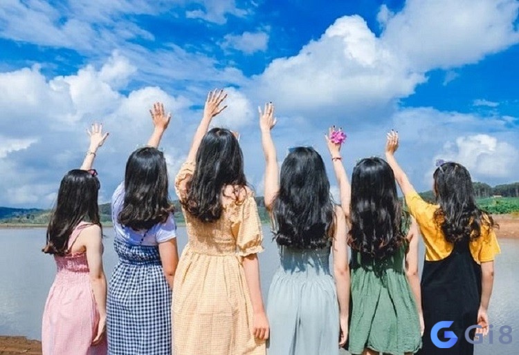 Giấc mơ về bạn thân thường gắn liền với thông điệp quan trọng trong cuộc sống thực. Giấc mơ về bạn thân thường gắn liền với thông điệp quan trọng trong cuộc sống thực.