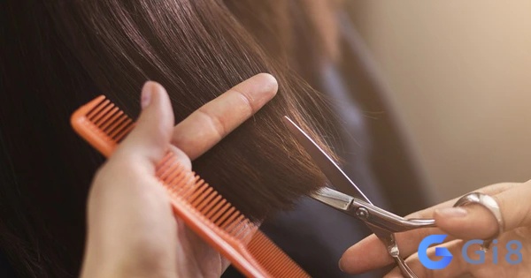 Mơ thấy cắt tóc ngắn là điềm may sắp đến Mơ thấy cắt tóc ngắn thường là điềm báo về sự may mắn sắp đến